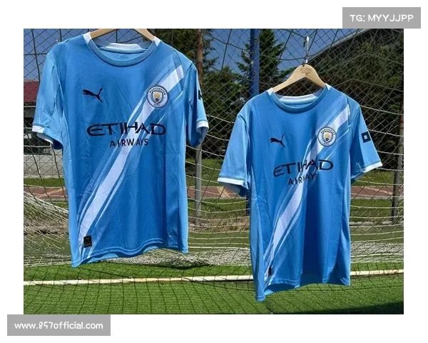 曼城发布特别版球衣打造现实与数字世界无缝互动新体验